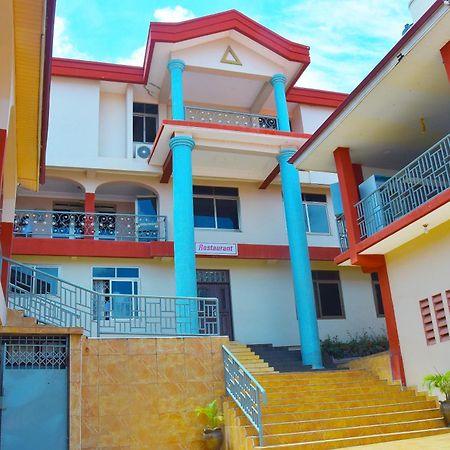 Mawuli Hotel Obuasi Exterior photo